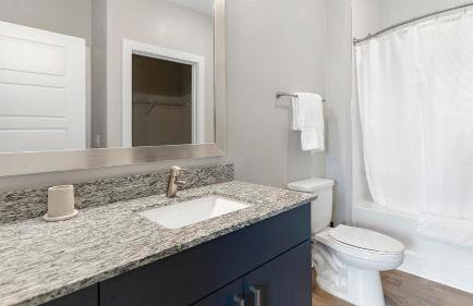 Landing Spectacular 2BD Pool Clubhouse - Foto 23