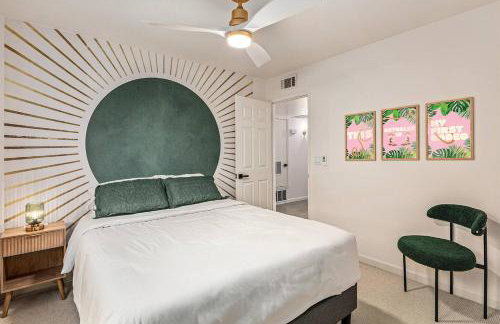 Disco Jungle with Fire Pit+Poolside TV+Yard Games - Photo 28