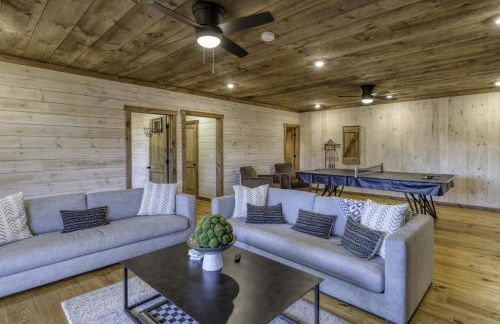 Modern Rustic Cabin with Sprawling Views and Hot Tub - Foto 29