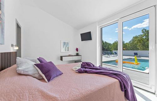 Villa mit Privatpool, Ping-Pong, BBQ - Foto 16