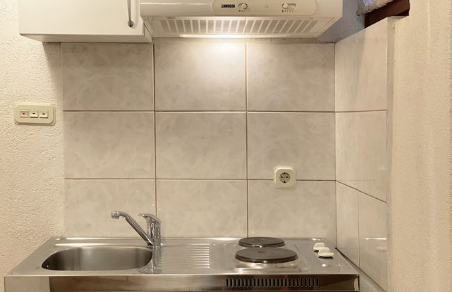 Apt Lavender on Nincevica St-1 BR Apt - Photo 11