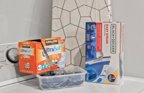 Stylish Modern Queen Suite Parking Pet Friendly - Foto 25