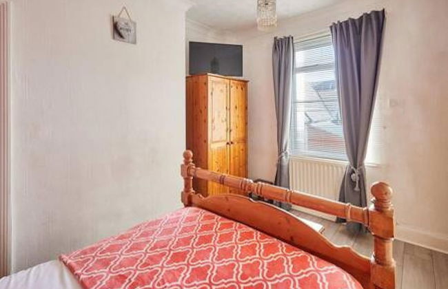 George House in Whitby - Photo 7