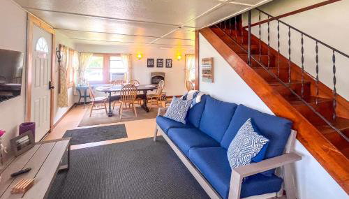 Steps to Lake and Public Boat Ramp Edinboro Cottage - Foto 4