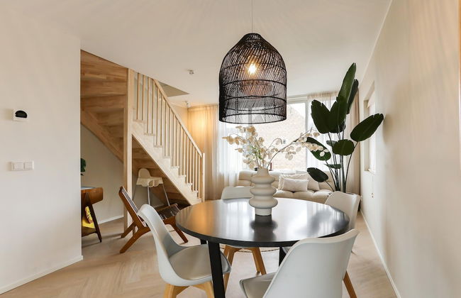 Pleasant Holiday Home in Vrouwenpolder With Garden - Photo 43