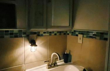 3 bdrm stay! Trippy King Suite by Dwtwn Nwk - Foto 18