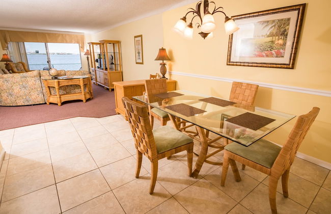 Palm Beach Waterfront Suites - Foto 16