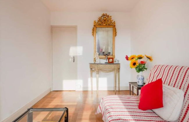 Paris Elegant South Residence - Photo 1