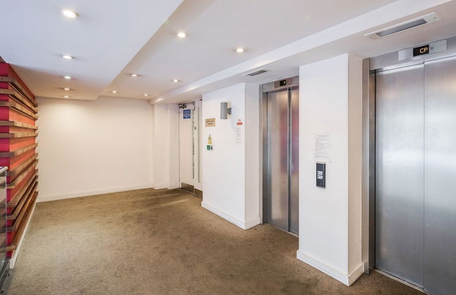 2-bed Apartment Near Basildon Train Station - Foto 16