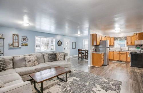 Newly Updated Smart Home 1 mile from ND & Eddy St - Foto 1