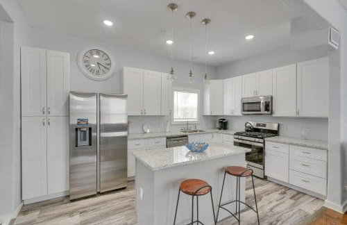 4 Blocks to Beach! Family-Friendly Galveston Home - Foto 2