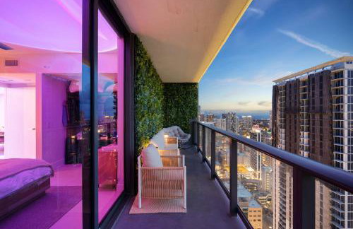 Stunning Lux 2 Bed 2 Bath with Panoramic View from Balcony - Foto 68