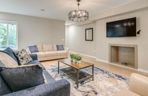 2 Mi to South Shore Beach Urban Retreat with Yard - Foto 5