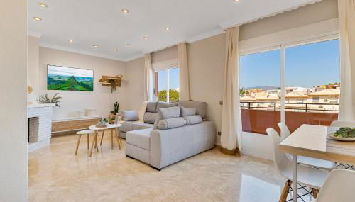 Magnifico atico de 3 dormitorios - Foto 2