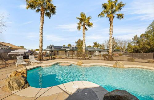 Spacious Desert Getaway! - Photo 8