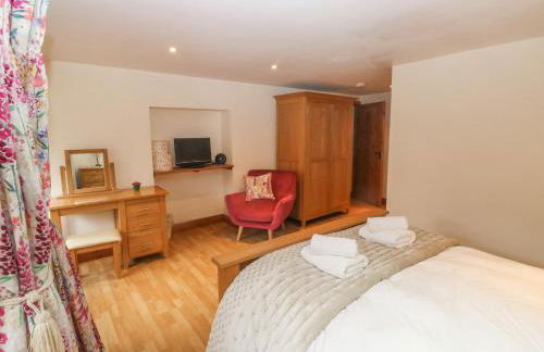 Cowslip Barn - Photo 24