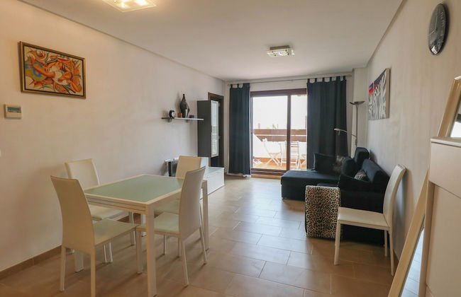 2 Room, Sleeps 4, Parking, 4 Pools, Sea 1st Line - Foto 23