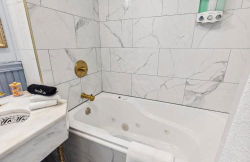 Meerkat Manor- 5 Min Drive to CLE Clinic - Foto 46