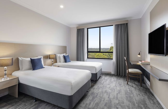 Oaks Sydney North Ryde Suites - Photo 11