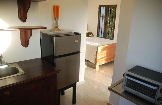 E&J Boutique Residences - Photo 36