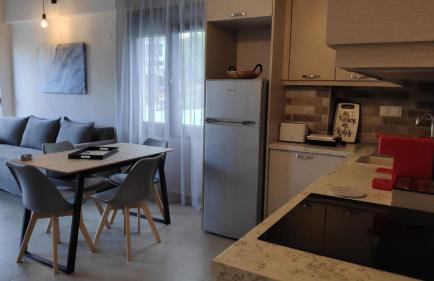 Amber Blue - Photo 8