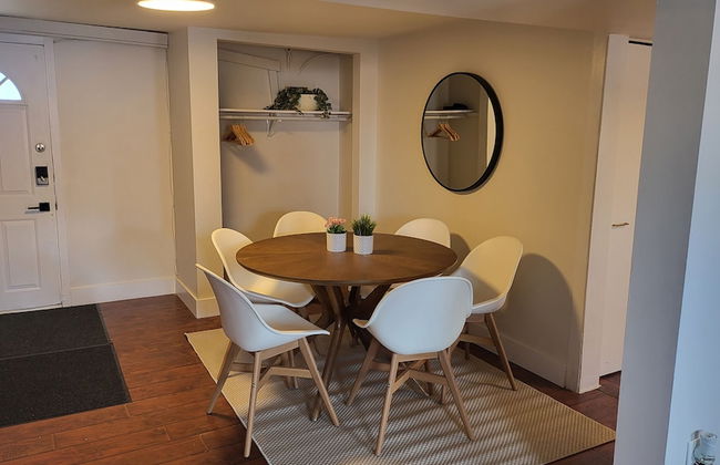 JstLikeHome - Old Ottawa - Photo 14