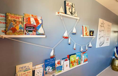 Mid-Century Mod - 7 BR Sleeps 22 - Hot Tub & Game Room - Foto 38