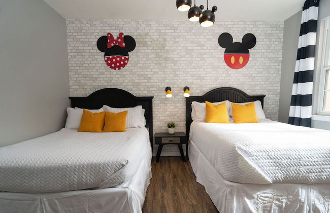 Magical Themed 3BR Townhouse Near the Parks - Foto 18