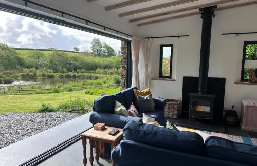 Renovated Barn with Pond View - Foto 14