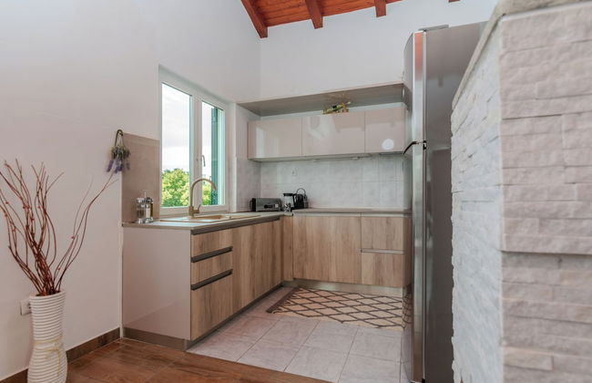 Holiday home Lucic - Photo 9