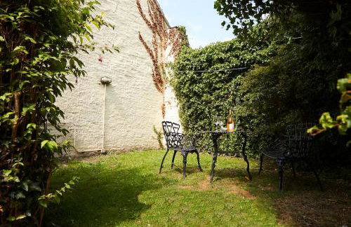 Glasswing Stays Scoresby Cottage - Photo 10