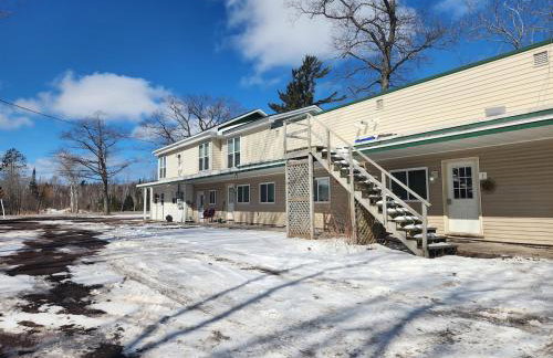 Whispering Pines #1 - Foto 40