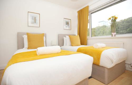 Gainsborough Place By N And N Stays Ltd, Perfect Location for Contractors and Corporate stays, Close to Cardiff Bay Area, Private Parking and fast Wifi - Foto 14