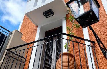 Lion House I - Photo 6