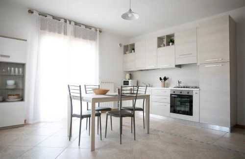 IseoLakeRental - Appartamento Iris - Photo 4