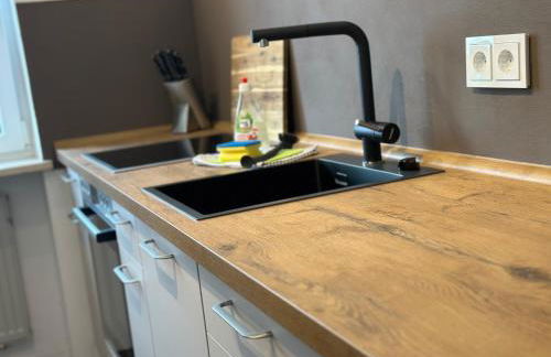 Walhalla-Apartment - Highspeed WLAN - Netflix - Südbalkon - Foto 6