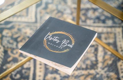 Next to Expo, 5 beds, Hot-tub, corn hole, pets! - Foto 9