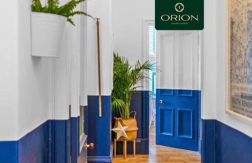 ORION SHORT STAYS is a Renewable Energy Specialist accommodation Provider based in Dundee, We have many properties available for large groups, ASK us for more details and for Custom Quotes, Many properties close to the PORTs and for Large Teams of 100 - Foto 27
