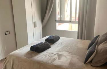 Piso Grande Amplio para grandes grupos 4 Dormitorios 2 baños,Asc 4AC y WIFI - Photo 29