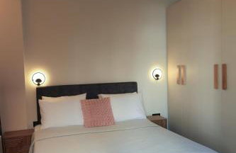 Charis Beyond the Castle - Foto 27