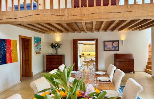 Hill House, Spectacular Rural Home With Hot Tub - Photo 25