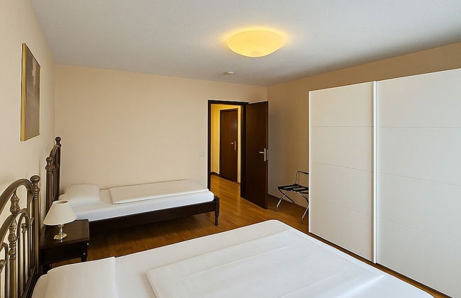 Apartments Atomis Hotel Düsseldorf City - Photo 23