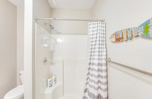 Family-Friendly Lakeview Cottage with Deck and View - Foto 18