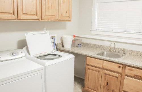 Family Friendly Home - Utah Valley Sanctuary - Photo 7