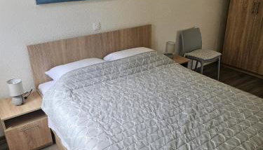 Banovi Dvori - Foto 4