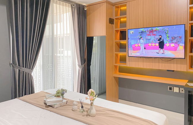 Homey And Cozy Living Studio At West Vista Apartment - Photo 9