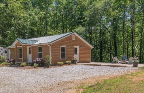 Modern Cabin in the Woods with Hot Tub - Photo 22