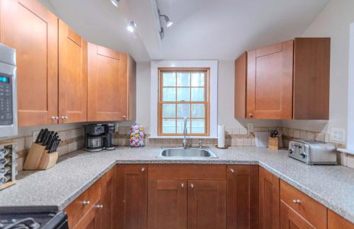 Clark Escape Fenced-In Yard Newly Renovated - Foto 17