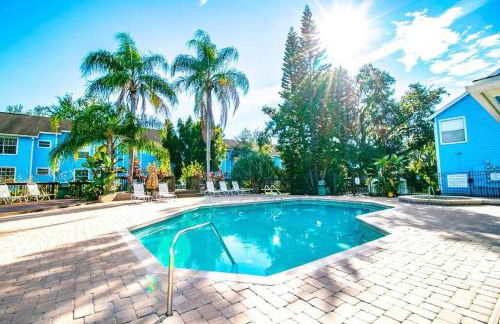 10min to Disney parks new condo free wifi & pool - Foto 31