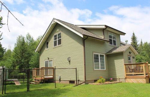 The Hermantown Hangout - Foto 17